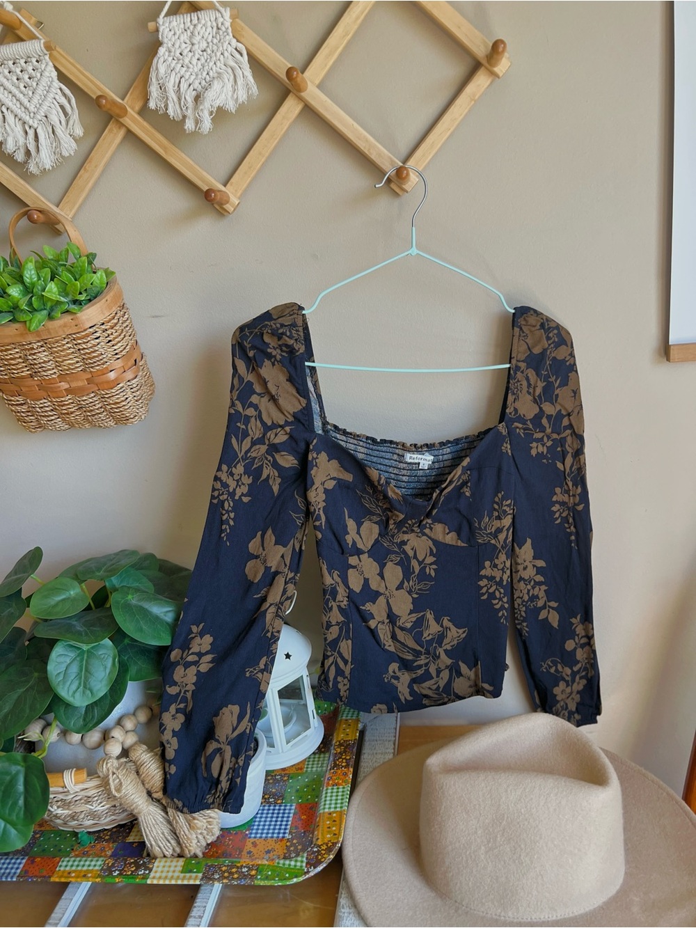 Reformation | Reign Top - Picture 5 of 9